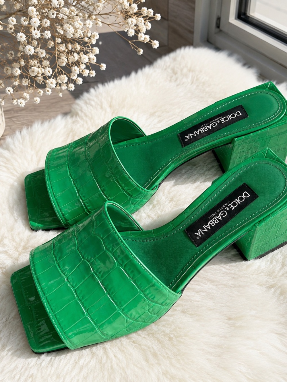 💚Dolce & Gabbana Emerald Green Croc-Embossed DG Block Heel Mules 💚